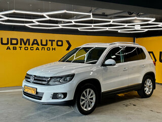 2013 Volkswagen Tiguan I Рестайлинг, белый, 1479000 рублей, вид 1