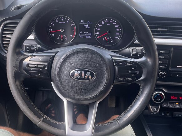 2019 Kia Rio IV, белый, 1565000 рублей - вид 12