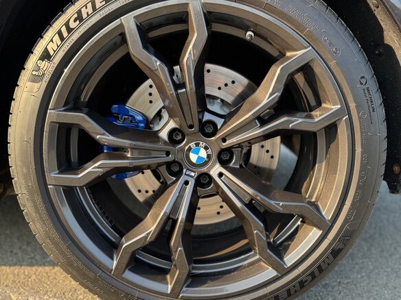 2021 BMW X3 M Competition I (F97), серый, 8000000 рублей - вид 25