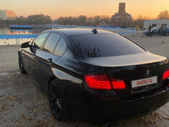 2013 BMW 5 серии 520i VI (F10/F11/F07), чёрный, 2350000 рублей - вид 7