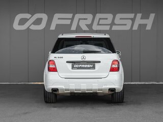 2005 Mercedes-Benz M-Класс 500 II (W164), белый, 2070000 рублей, вид 3