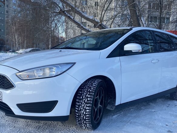 2018 Ford Focus III Рестайлинг, белый, 1150000 рублей - вид 2