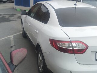 2013 Renault Fluence I Рестайлинг, белый, 650000 рублей, вид 3