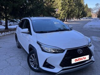 2022 Toyota Yaris L XP150 Рестайлинг, белый, 1920000 рублей, вид 5