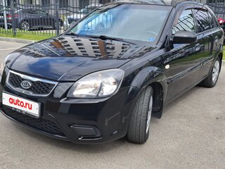 2010 Kia Rio II Рестайлинг, чёрный, 600000 рублей, вид 1