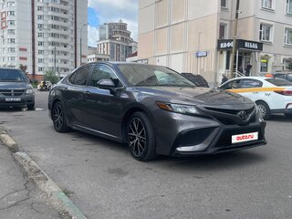 2021 Toyota Camry VIII (XV70) Рестайлинг, серый, 2350000 рублей, вид 1
