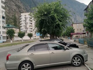 2005 Toyota Avensis II, зелёный, 700000 рублей, вид 3