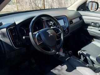2014 Mitsubishi Outlander III Рестайлинг, чёрный, 1790000 рублей, вид 4