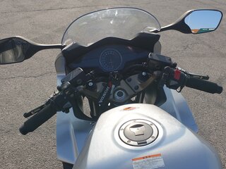 2017 Honda VFR 800, серебристый, 760000 рублей, вид 5