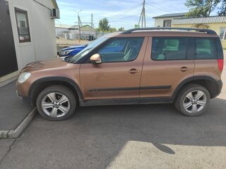2012 Skoda Yeti I, коричневый, 1150000 рублей, вид 4