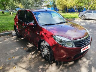 2011 Renault Sandero I, красный, 680000 рублей, вид 3