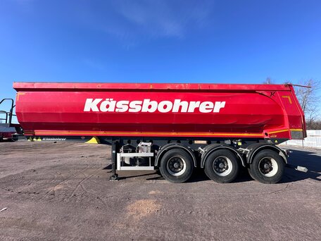 2022 Kassbohrer Kassbohrer, красный, 1800000 рублей, вид 1