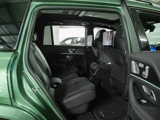 2026 Mercedes-Benz GLS 450 II (X167) Рестайлинг, зелёный, 21230000 рублей, вид 3