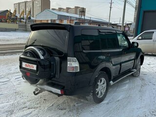 2011 Mitsubishi Pajero IV Рестайлинг 1, чёрный, 2000000 рублей, вид 4