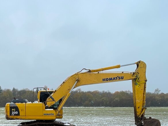 2012 Komatsu PC200-8, 6000000 рублей