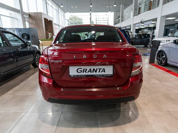 2026 Lada (ВАЗ) Granta I Рестайлинг, красный, 1121000 рублей - вид 15
