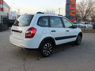 2026 Lada (ВАЗ) Granta Cross I Рестайлинг, белый, 1226000 рублей, вид 3