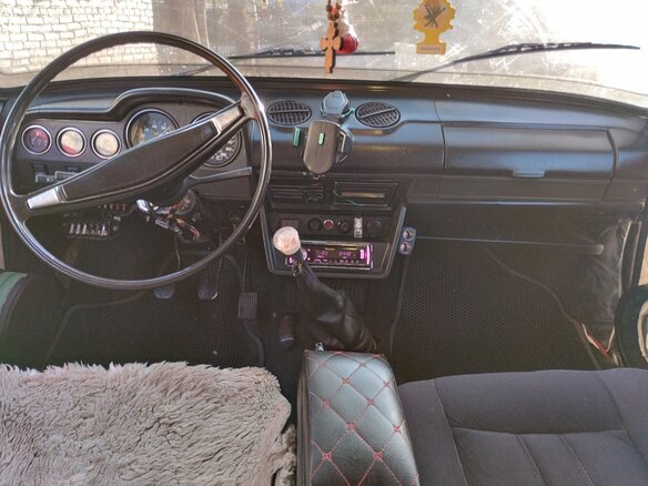 1996 Lada (ВАЗ) 2106, бежевый, 120000 рублей - вид 5