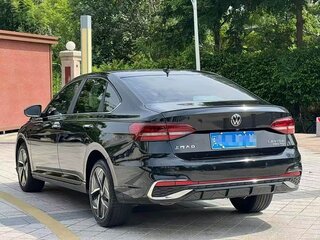 2022 Volkswagen Lavida III Рестайлинг, чёрный, 1230000 рублей, вид 3