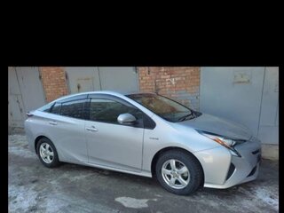 2017 Toyota Prius IV (XW50), серый, 1600000 рублей, вид 2