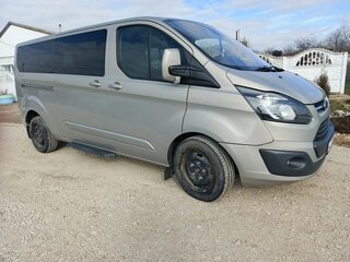 2017 Ford Tourneo Custom LWB I, бежевый, 2400000 рублей, вид 3