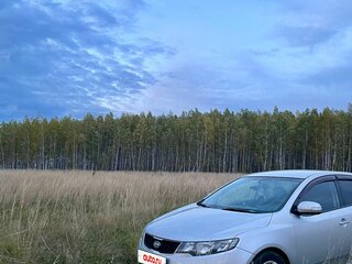 2009 Kia Cerato 4-speed II, серебристый, 649000 рублей, вид 4