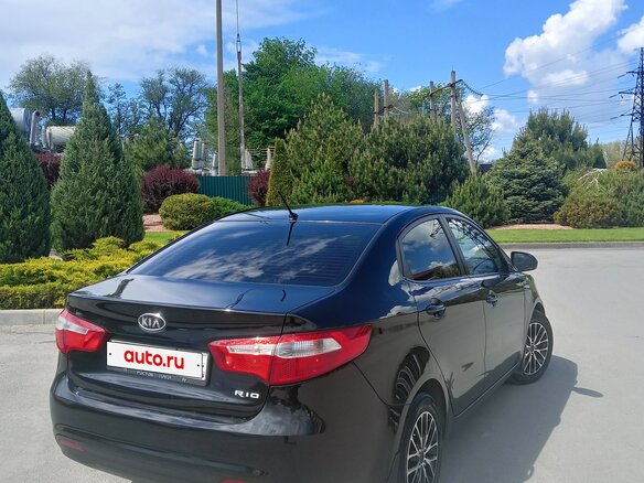2012 Kia Rio 5-speed III, чёрный, 900000 рублей - вид 5