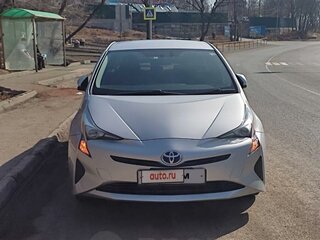 2017 Toyota Prius IV (XW50), серый, 1600000 рублей, вид 4