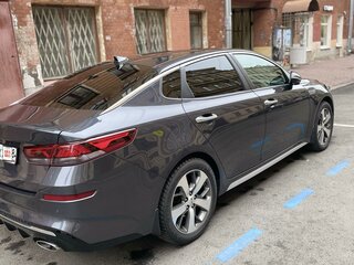 2020 Kia Optima IV Рестайлинг, серый, 2300000 рублей, вид 2