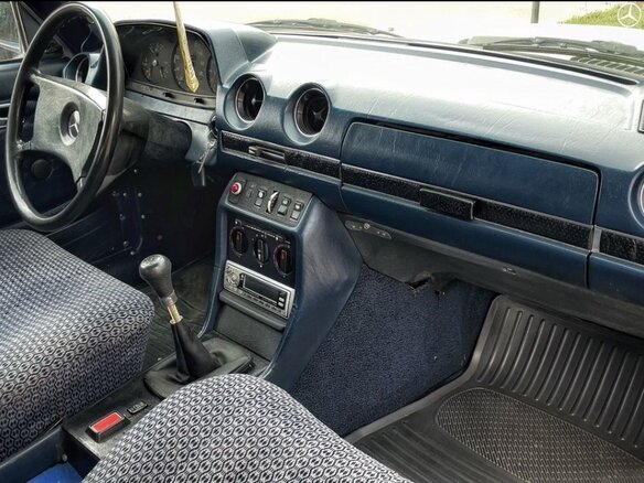 1981 Mercedes-Benz W123 Limousine 250 Long, белый, 1000000 рублей - вид 4