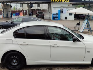 2011 BMW 3 серии 318i V (E90/E91/E92/E93) Рестайлинг, белый, 1700000 рублей, вид 3