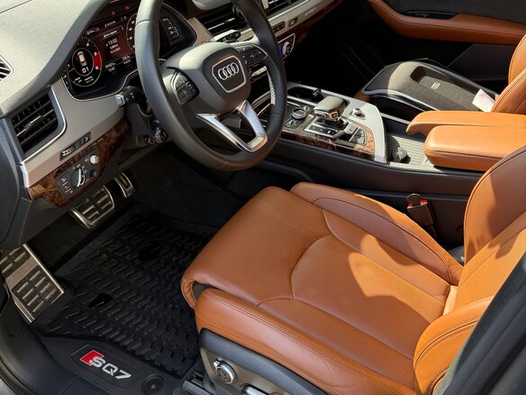 2017 Audi SQ7 I (4M), серый, 4900000 рублей - вид 10