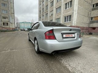 2004 Subaru Legacy IV, серебристый, 950000 рублей, вид 4
