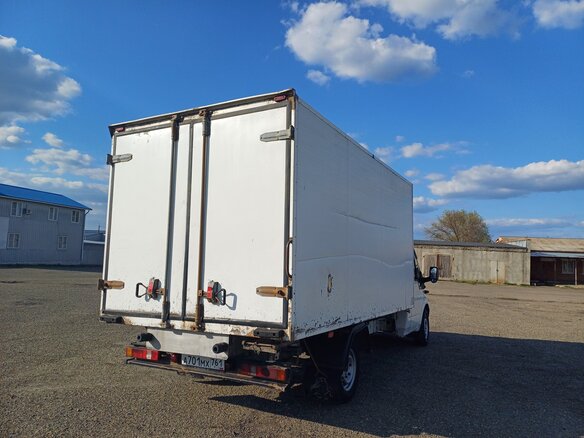 2006 Ford Transit, белый, 1100000 рублей - вид 3