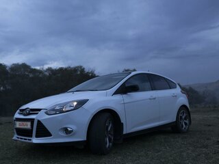 2013 Ford Focus III, белый, 800000 рублей, вид 1