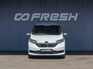 2020 Honda Freed II Рестайлинг, белый, 1790000 рублей, вид 3
