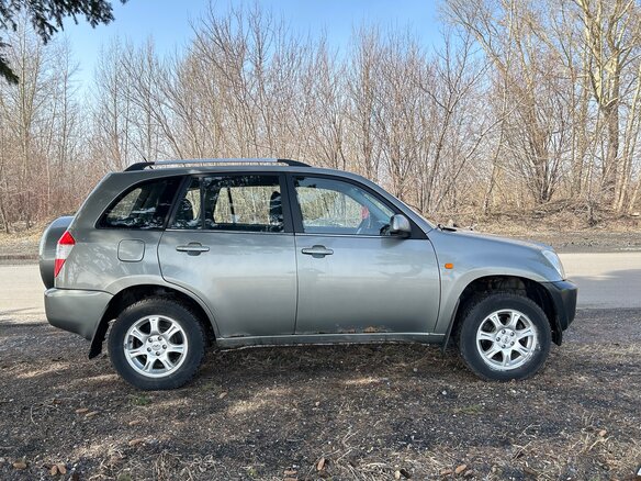 2012 Chery Tiggo (T11) I, серый, 450000 рублей - вид 4