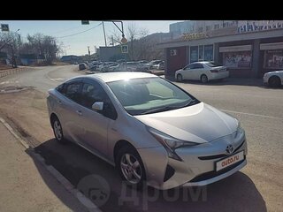 2017 Toyota Prius IV (XW50), серый, 1600000 рублей, вид 5