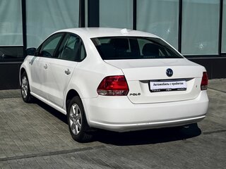 2013 Volkswagen Polo V, белый, 634000 рублей, вид 3