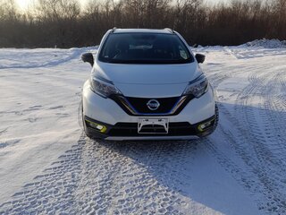 2018 Nissan Note e-Power II Рестайлинг, белый, 1550000 рублей, вид 1