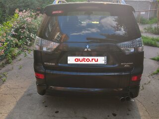 2006 Mitsubishi Outlander II, чёрный, 700000 рублей, вид 2