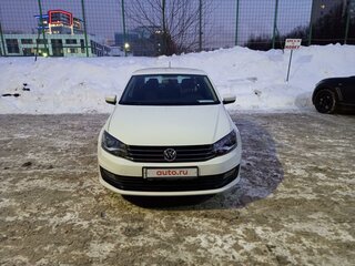 2015 Volkswagen Polo V Рестайлинг, белый, 530000 рублей, вид 2