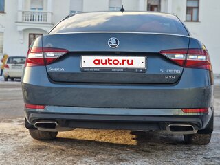 2019 Skoda Superb III, серый, 2699000 рублей, вид 3