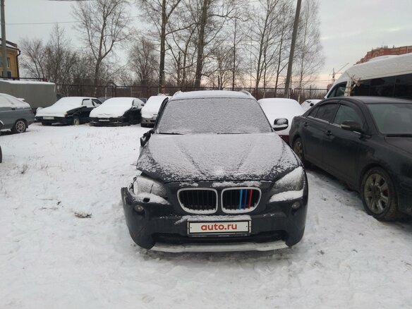 2010 BMW X1 20d I (E84), чёрный - вид 1