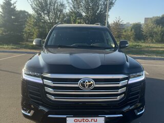 2014 Toyota Land Cruiser 200 Series Рестайлинг 1, чёрный, 3999999 рублей, вид 2
