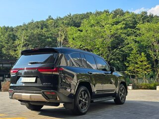 2026 Lexus LX 700h IV, чёрный, 17500002 рублей, вид 3