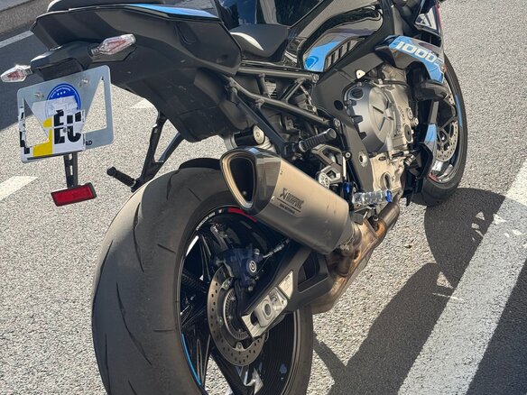 2024 BMW M 1000 R, чёрный, 2350000 рублей - вид 9