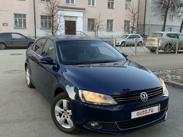 2011 Volkswagen Jetta VI, синий - вид 2