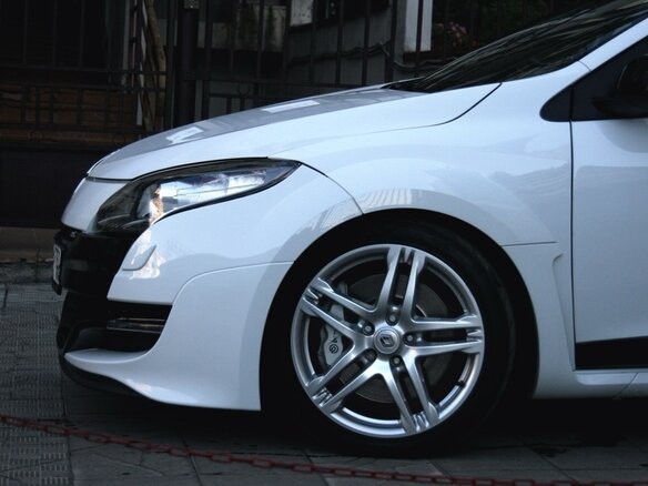 2012 Renault Megane RS III, белый, 1650000 рублей - вид 18