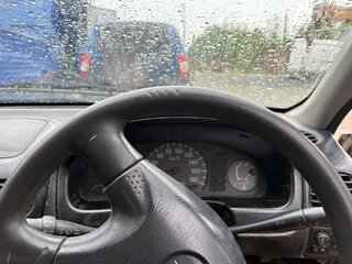 2000 Nissan Wingroad II (Y11), белый, 240000 рублей, вид 4